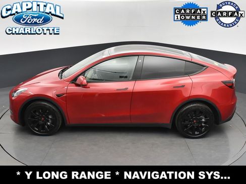Used 2021 Tesla Model Y Long Range image 25