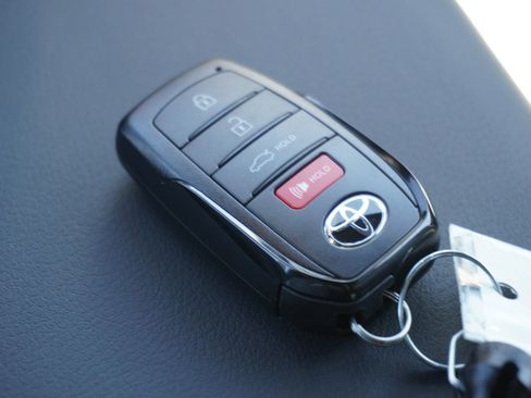 New 2026 Toyota Camry SE image 16