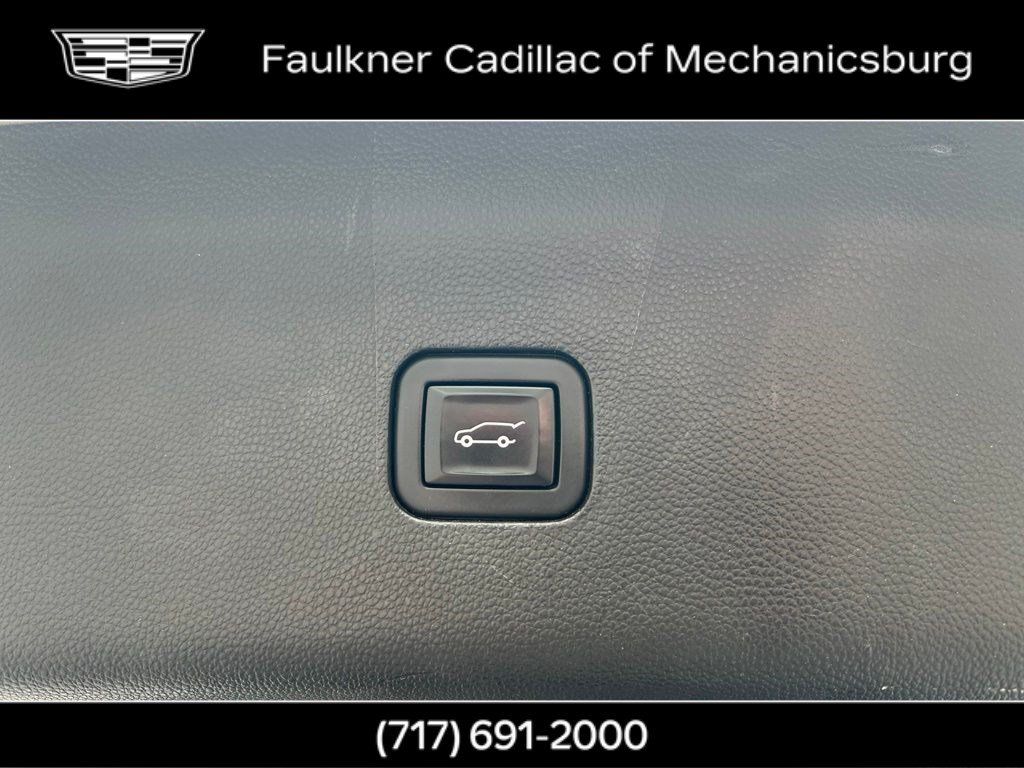 Used 2020 Buick Enclave Essence w/ Sound and Sites Package FWD image 15