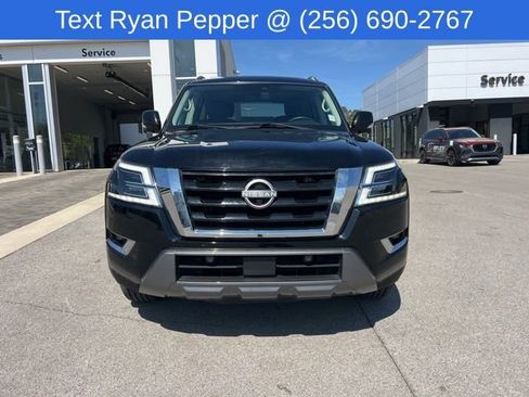 Used 2023 Nissan Armada SL w/ Captain's Chairs Package image 2