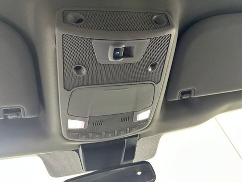 Used 2020 Ford F150 Lariat image 24