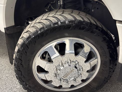 Used 2022 Ford F450 Platinum image 8