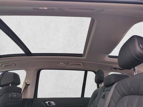 Certified 2026 BMW X7 xDrive40i image 20