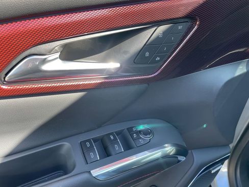 New 2026 Chevrolet Traverse RS image 6