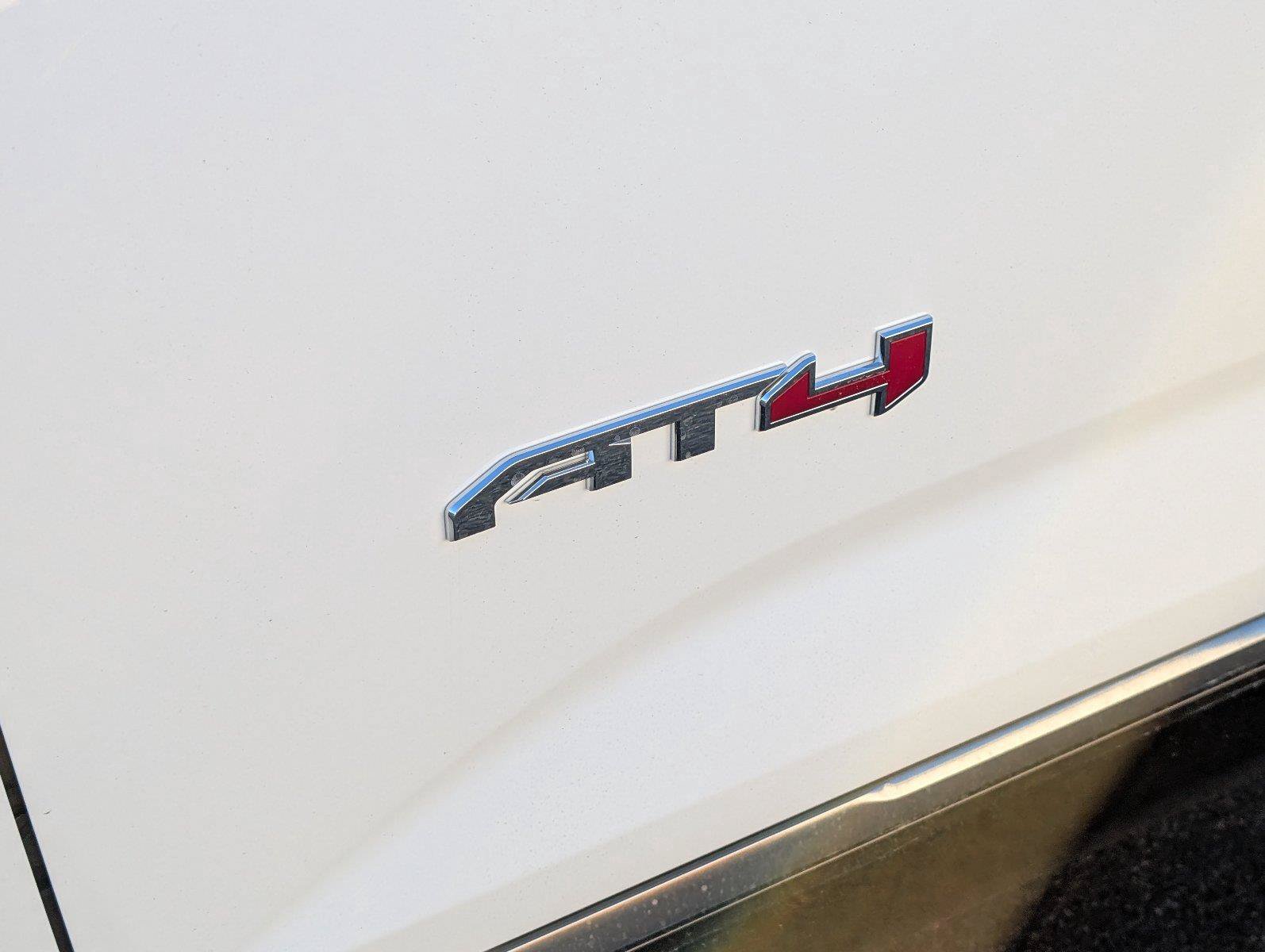 New 2027 GMC Terrain AT4 w/ Convenience Package III AWD/4WD image 11
