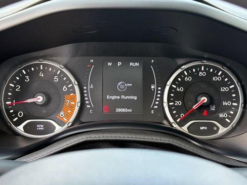 Used 2023 Jeep Renegade Latitude w/ Sun & Fun Group AWD/4WD image 26