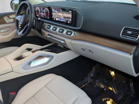 Certified 2025 Mercedes-Benz GLE 350 4MATIC image 23