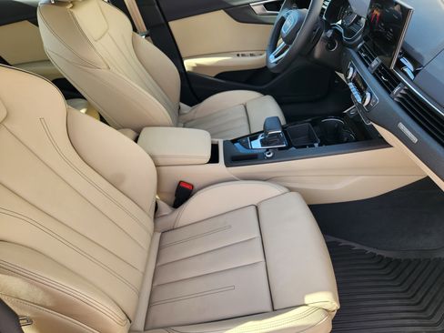 Used 2024 Audi A4 2.0T Premium w/ Convenience Package image 15