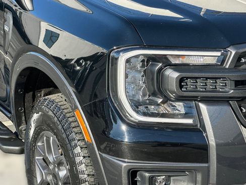 Used 2024 Ford Ranger XLT w/ FX4 Off-Road Package image 10