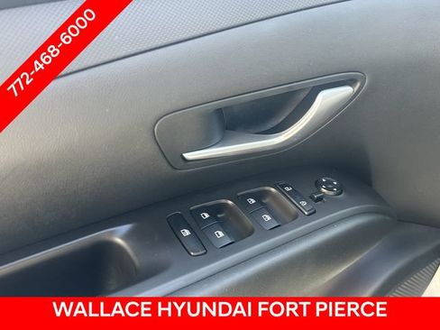 Used 2024 Hyundai Tucson SEL FWD image 19