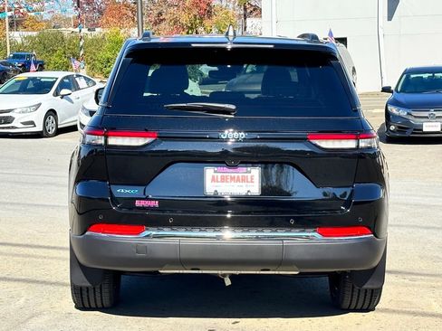 Used 2024 Jeep Grand Cherokee Limited 4xe w/ MOPAR Finishing Package AWD/4WD image 10