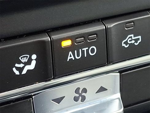 Used 2024 Ford F150 XLT w/ Mobile Office Package image 22