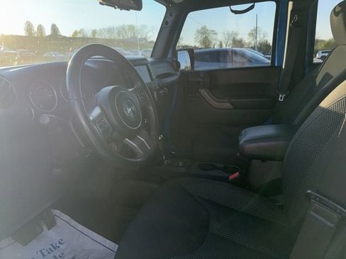 Used 2016 Jeep Wrangler Unlimited Sport image 18