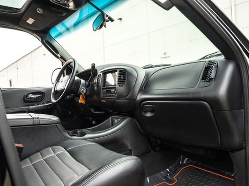 Used 2002 Ford F150 Harley-Davidson image 27