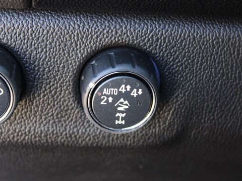 Used 2020 Chevrolet Colorado ZR2 image 26