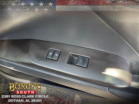 Used 2022 Toyota Camry LE image 19