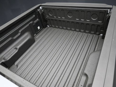 Used 2025 Ford Maverick XL FWD image 42