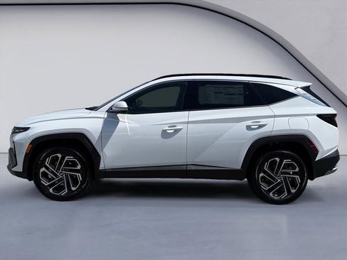 New 2026 Hyundai Tucson Limited AWD/4WD image 2
