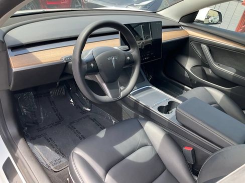 Used 2022 Tesla Model 3 RWD image 6