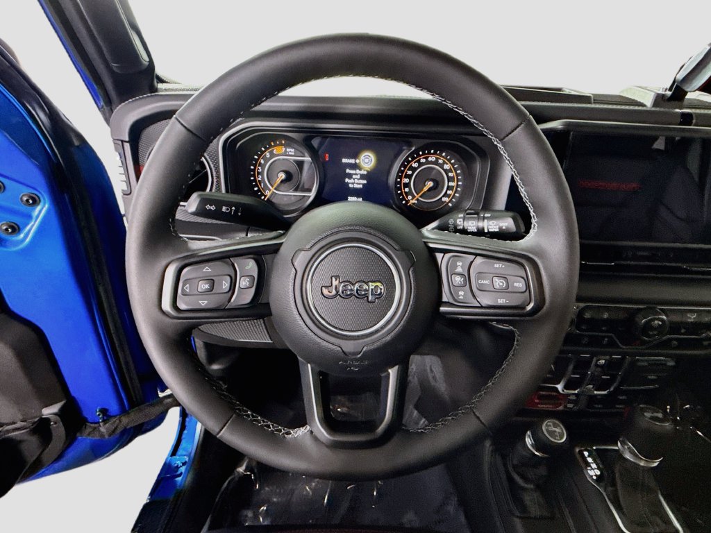 Used 2025 Jeep Wrangler Unlimited Rubicon AWD/4WD image 20