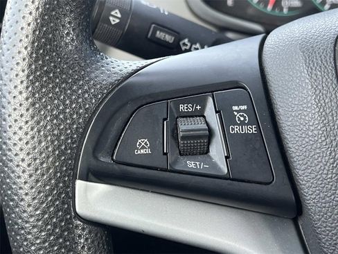 Used 2020 Chevrolet Sonic LT image 22