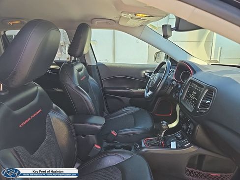 Used 2019 Jeep Compass Trailhawk AWD/4WD image 19