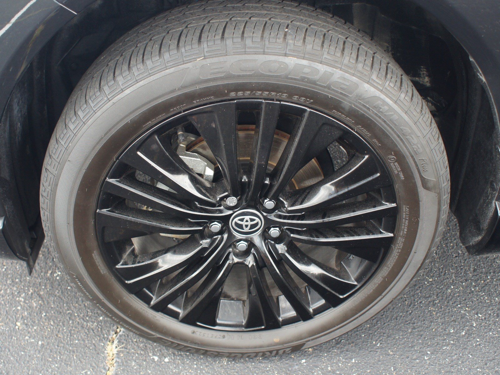 Used 2023 Toyota Venza Nightshade AWD/4WD image 25