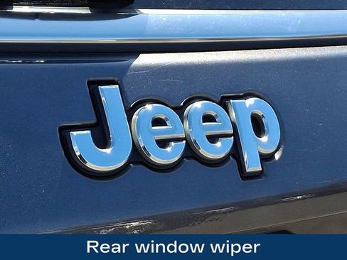 Used 2024 Jeep Compass Limited image 31