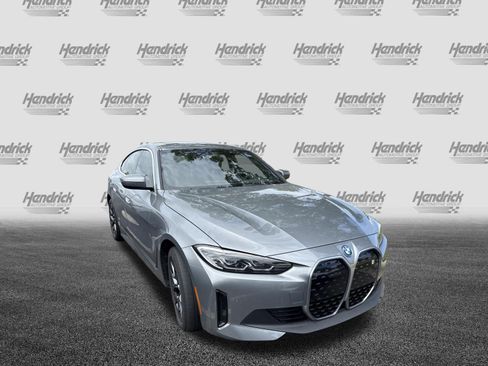 Used 2023 BMW i4 eDrive35 w/ Premium Package RWD image 3