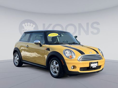 Used 2009 MINI Cooper Hardtop image 1