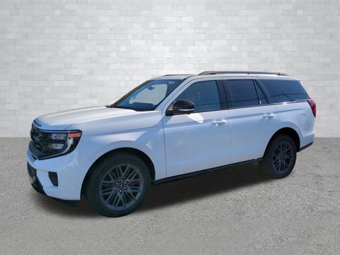 New 2025 Ford Expedition Platinum w/ Stealth Performance Package image 8