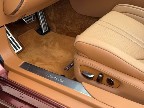 Used 2024 Lexus LC 500 Convertible w/ Touring Package RWD image 23