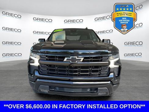 Used 2022 Chevrolet Silverado 1500 LT Trail Boss w/ LT Trail Boss Premium Package AWD/4WD image 2