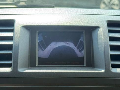 Used 2010 Toyota Highlander SE AWD/4WD image 31