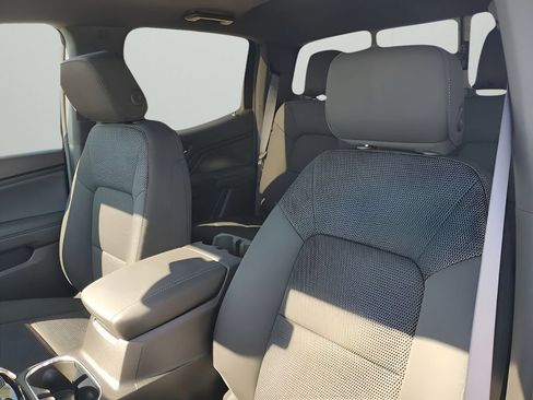 New 2026 GMC Canyon Elevation w/ Convenience Package image 39