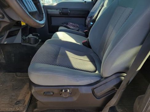 Used 2012 Ford F350 XLT w/ XLT Interior Pkg image 6