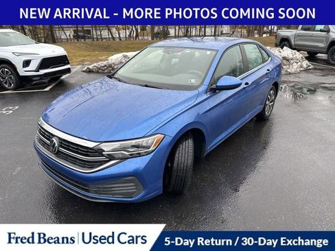Used 2023 Volkswagen Jetta S image 1