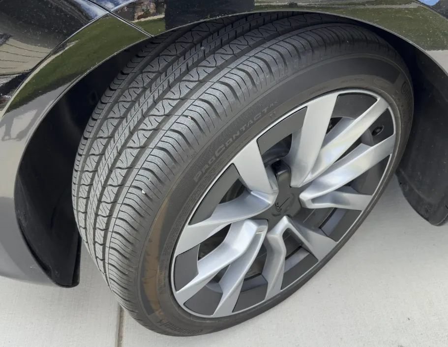Used 2024 Tesla Model 3 Standard Range RWD image 4