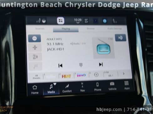 Used 2024 RAM 1500 Laramie image 20