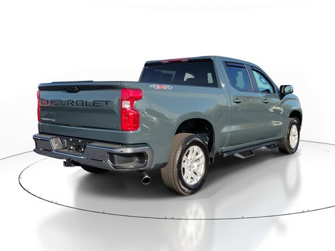 Used 2025 Chevrolet Silverado 1500 LT image 4