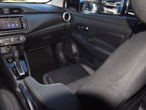 Used 2020 Nissan Versa S image 17