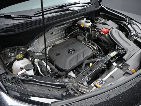 Used 2023 Buick Encore GX Select w/ Sport Touring Package FWD image 42