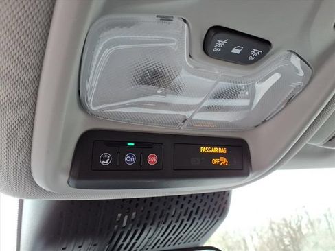 New 2027 Chevrolet Bolt LT w/ Comfort Package FWD image 34