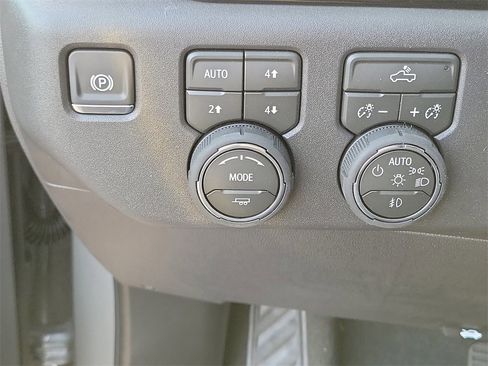 New 2026 Chevrolet Silverado 1500 RST w/ Z71 Off-Road Package image 15