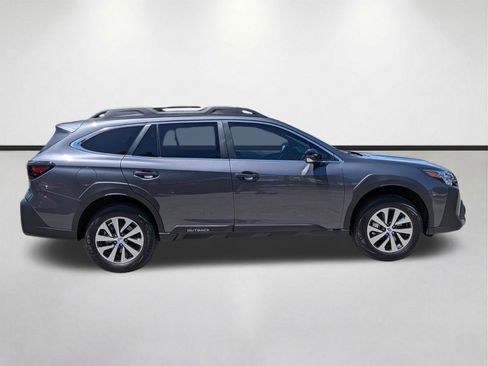 Certified 2025 Subaru Outback Premium AWD/4WD image 3