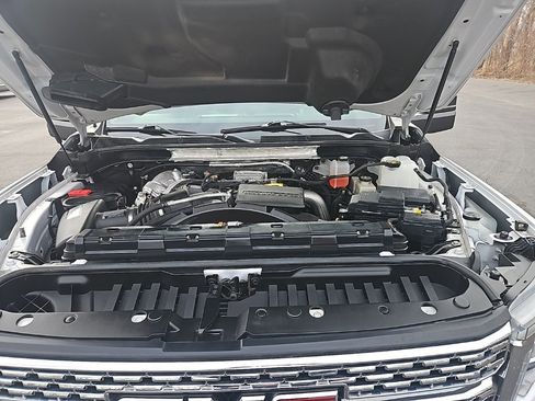 Used 2020 GMC Sierra 2500 Denali w/ Denali Ultimate Package image 2