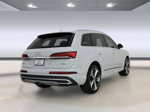 Certified 2024 Audi Q7 3.0T Premium Plus image 9