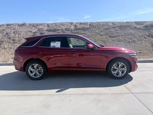 Used 2023 Genesis GV70 2.5T image 4