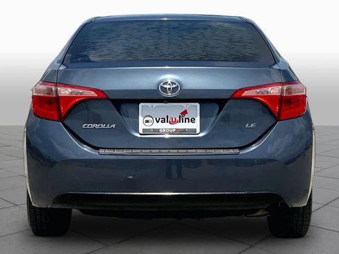 Used 2018 Toyota Corolla LE FWD image 5