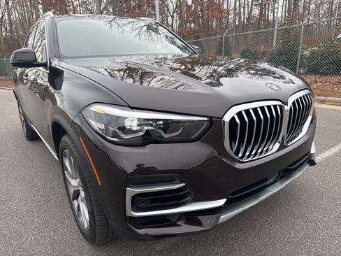 Certified 2023 BMW X5 xDrive40i image 3